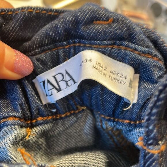 ZARA woman’s blue jeans with an elastic waist - Picture 10 of 16